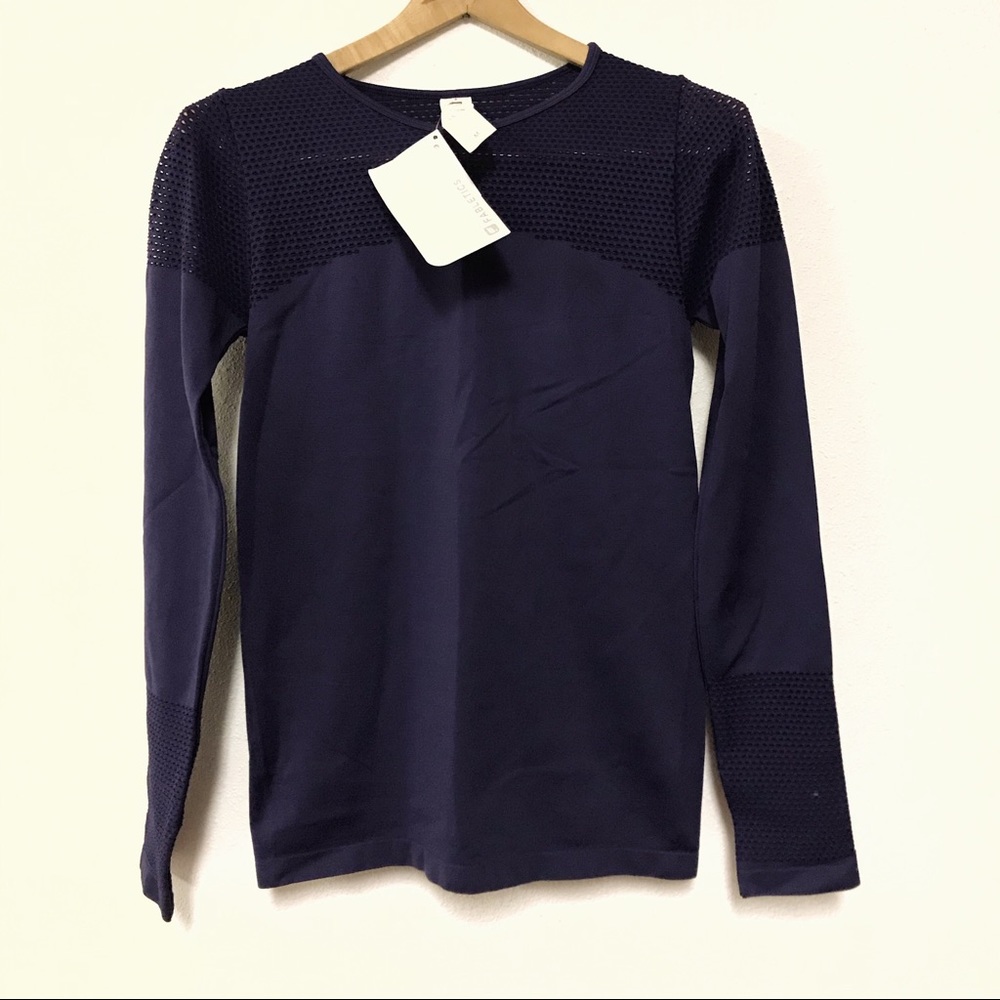 Nwt Fabletics Musetta Long Sleeve Seamless Top - image 2